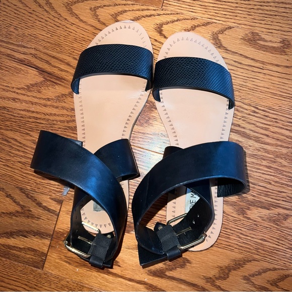 Steve Madden Sandals - Picture 3 of 4
